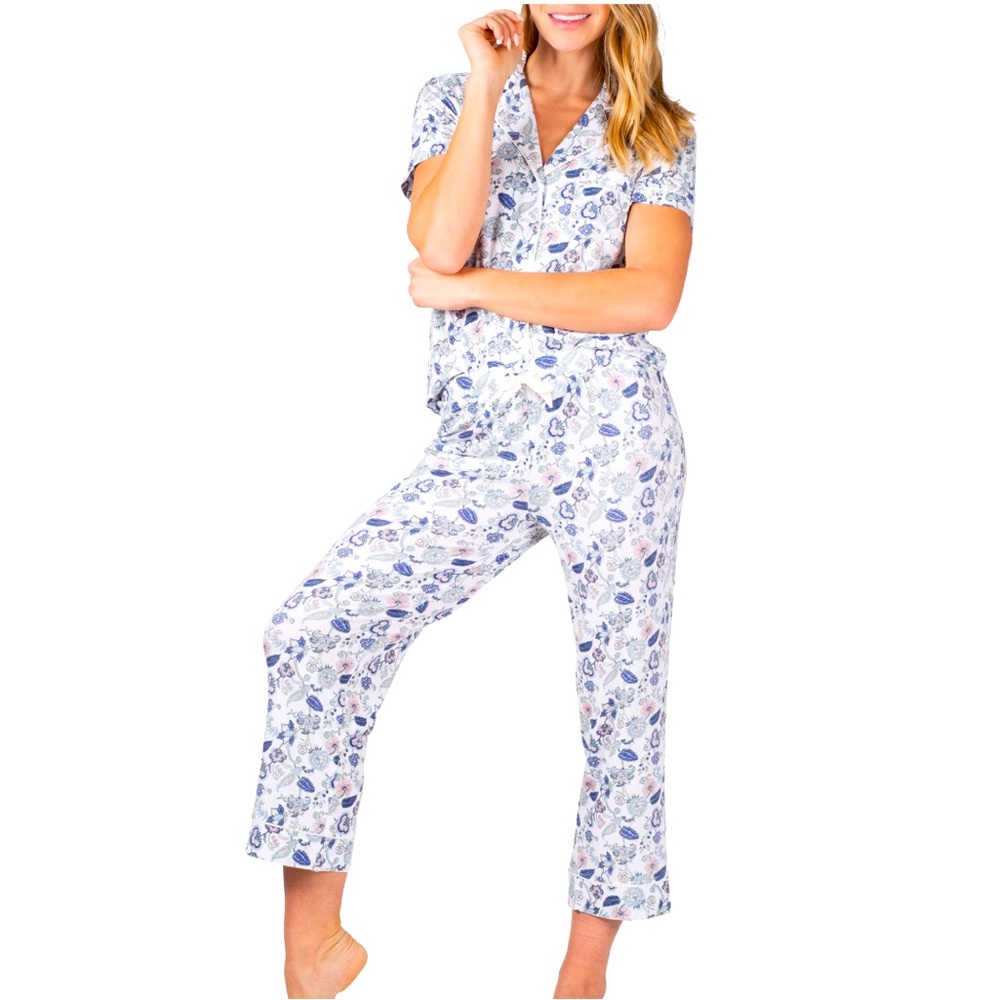 BLIS Women’s Notch Collar Button Up Top & Matching Capris 2 Piece Pajama Set EUC